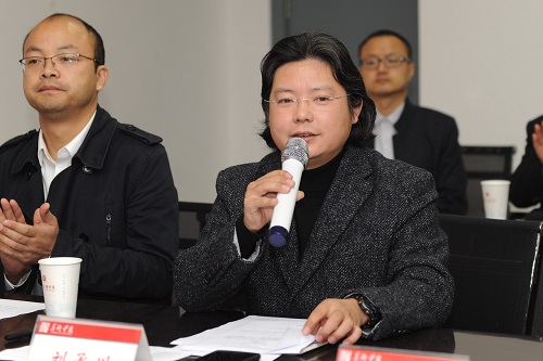 1510308141128871.jpg 足球巴巴经理刘承川教授.jpg